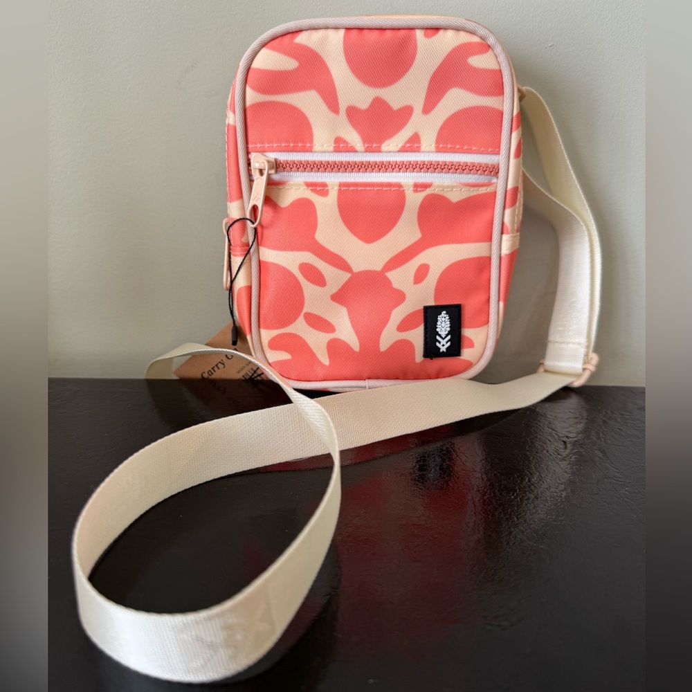 NWT Free People X Thread Crossbody Bag (Soldout Online) - Picture 2 of 7